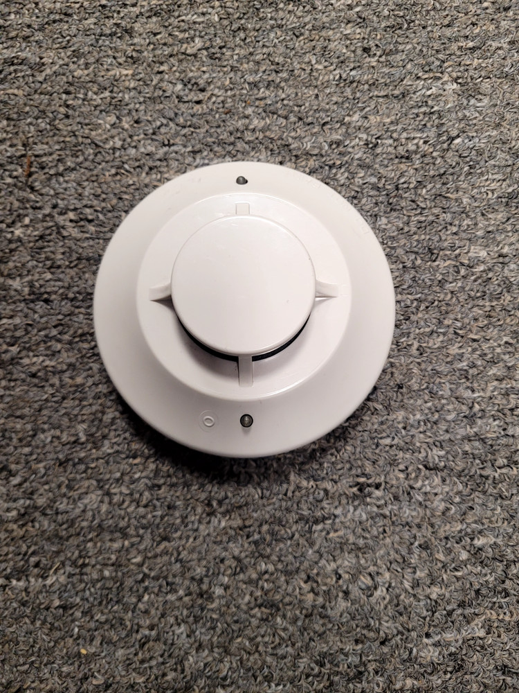 SYSTEM SENSOR 2251B PHTOELECTRIC SMOKE DETECTOR