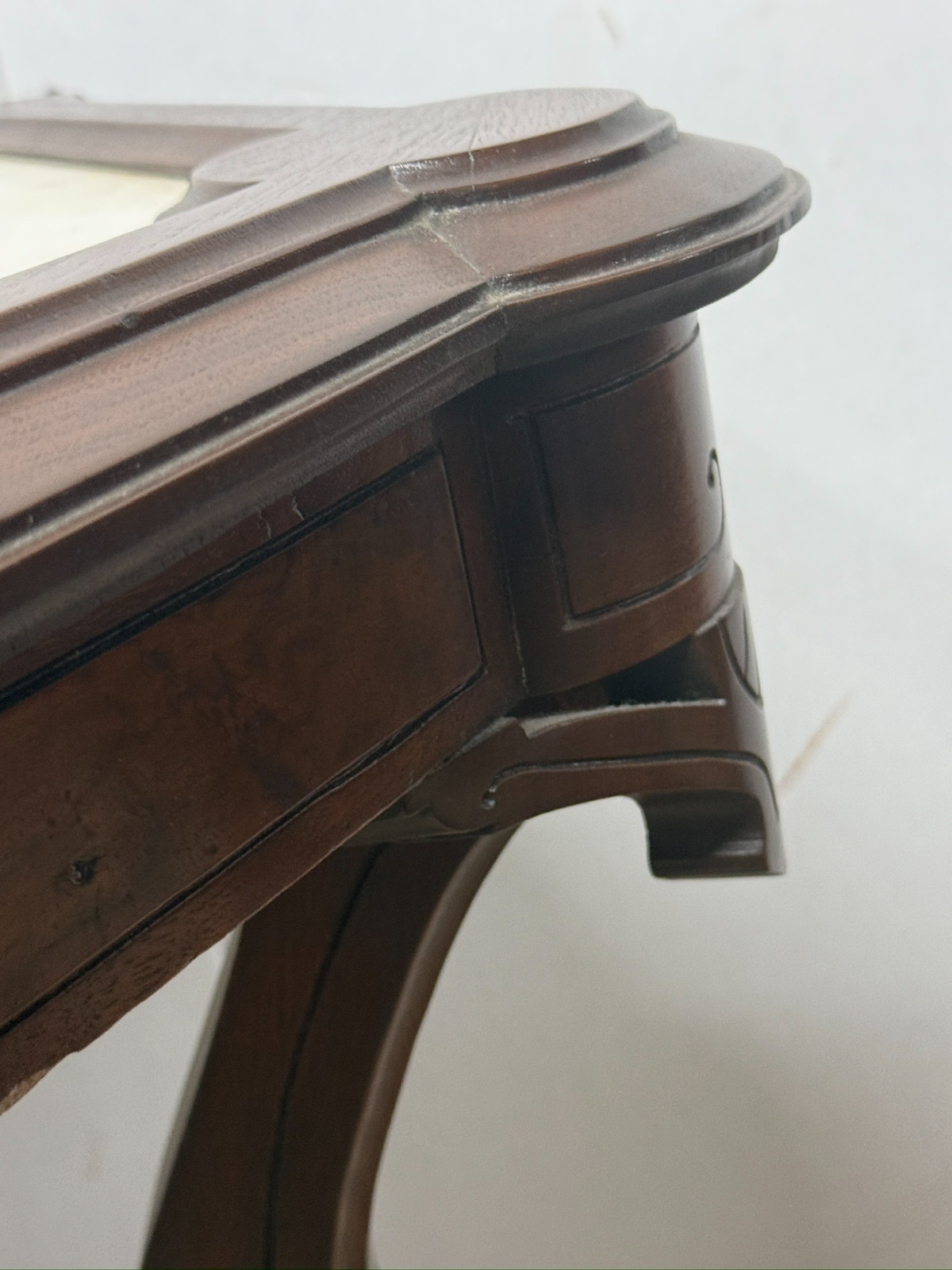 antique Rennaissance revival Victorian walnut parlor center table marble 1870