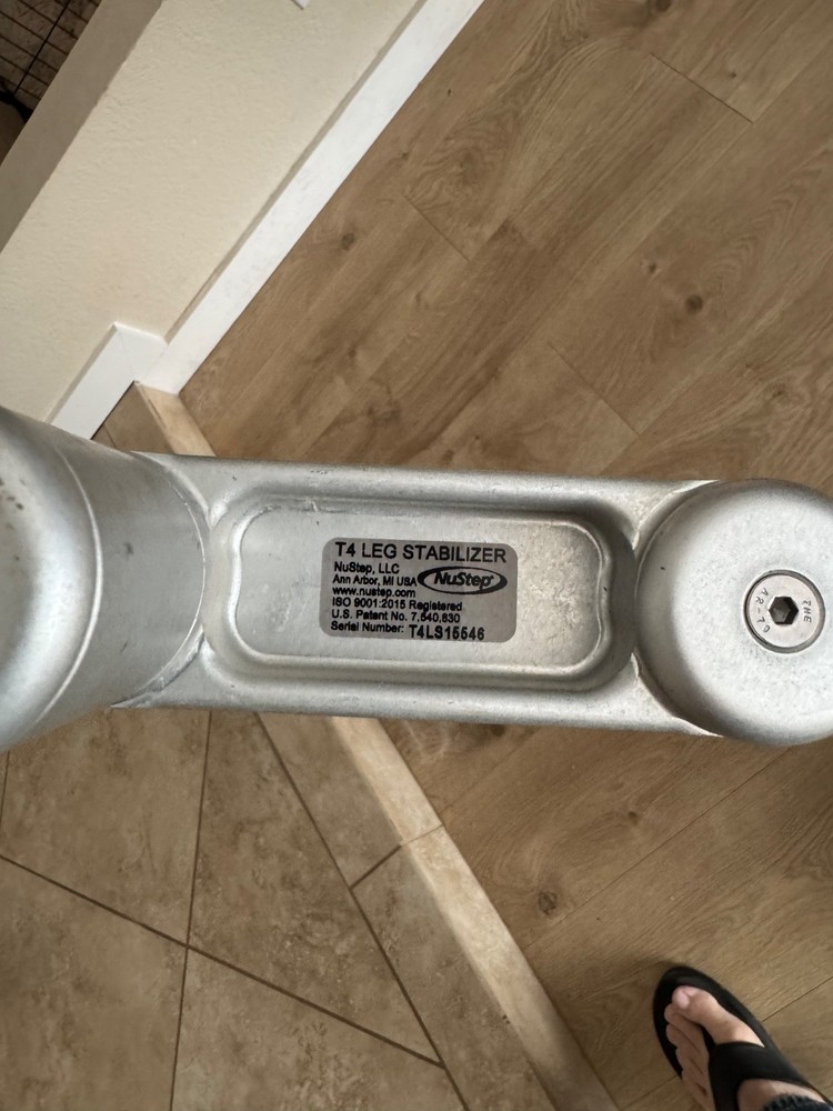 NuStep T4r Leg Stabalizer