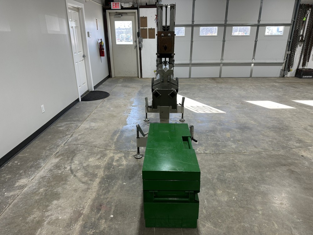Sumner PFAST Pipe Fitting Alignment System Technique Welding Table Stand 785450