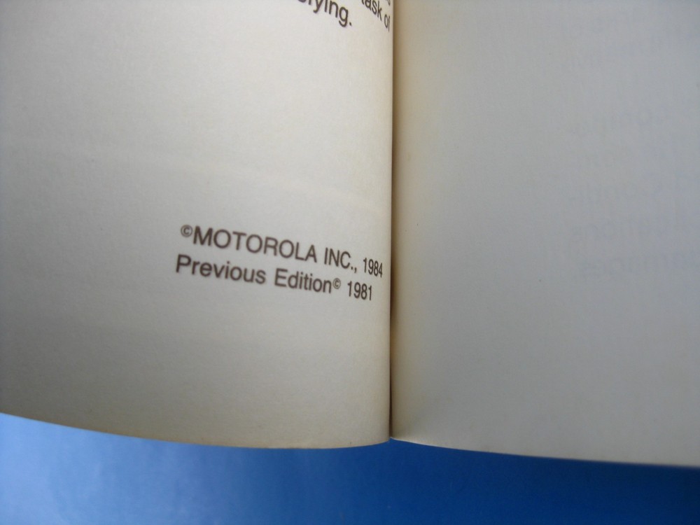 Motorola Semiconductor Master Selection Guide & Catalog Vintage 1984 Electronics