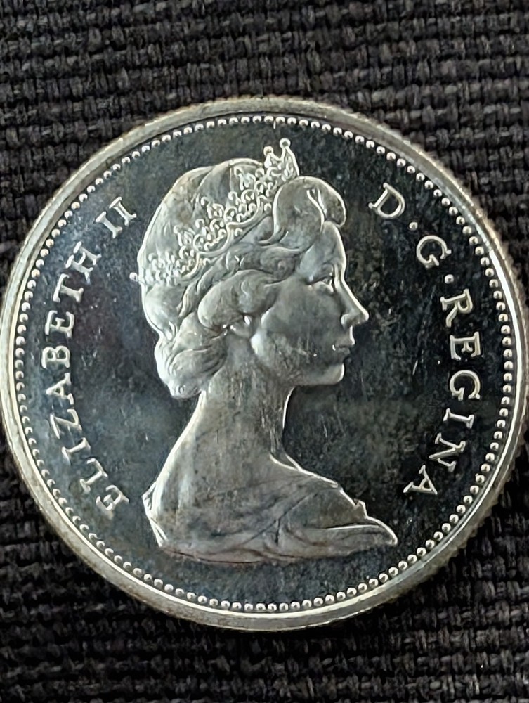 Quantity (2} 1968 Canadian Silver Quarter As Shown, Read Description