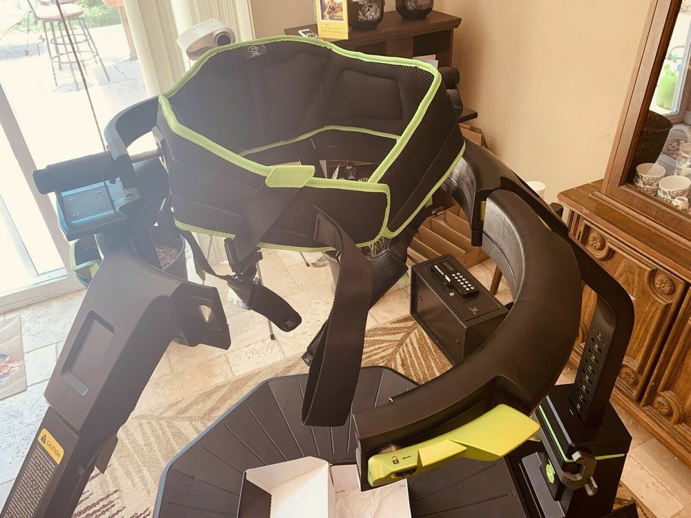 Virtuix Omni Virtual Reality VR Treadmill Platform w/ Adjustable Arm & Ring