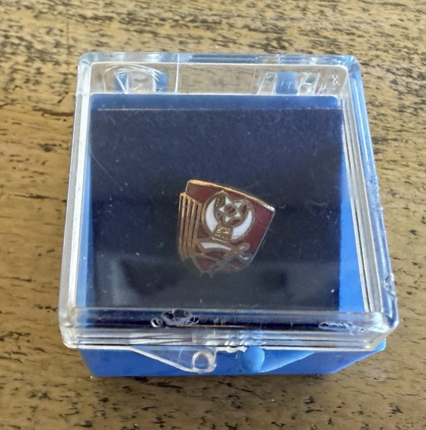 Vintage Masonic Tie Tack With Case