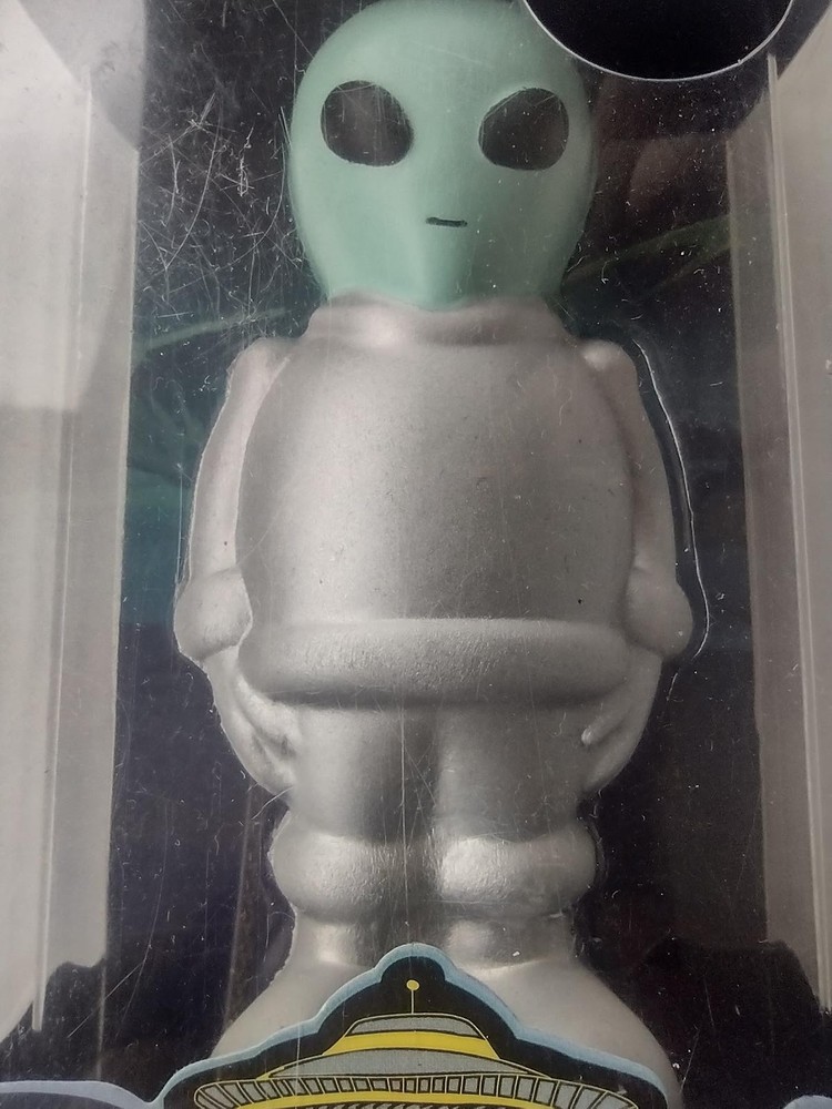 New ECCOLO Alien UFO Stress- Sqeeze Ball