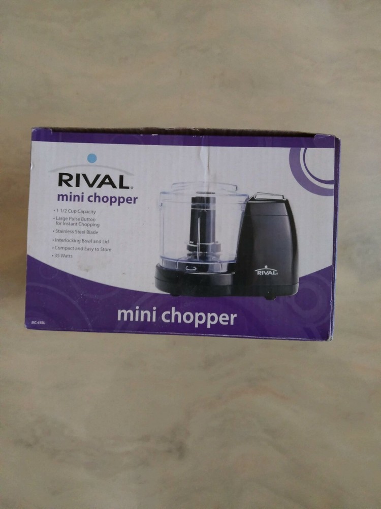 RIVAL 1 1/2 CUP CAPACITY BLACK MINI CHOPPER MC-67BL