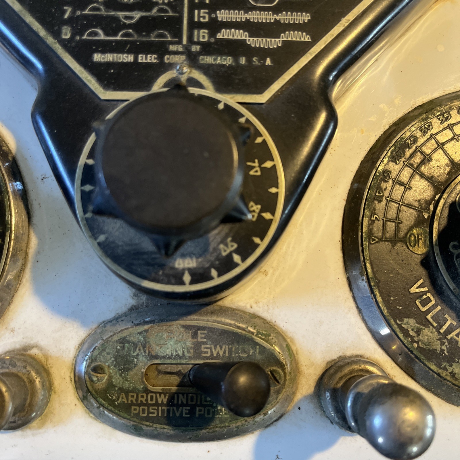 Shock Therapy McIntosh Polysine Generator Quck Medical Device And 4 Drawer Stand