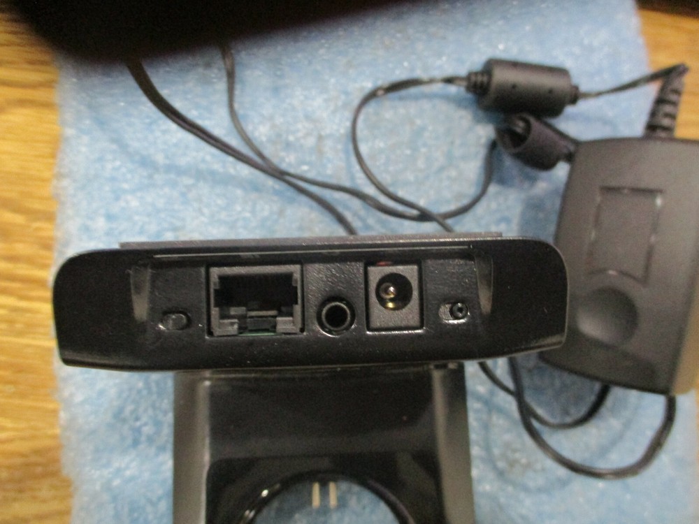 Plantronics Model: C052 Charging Base (Only) with AC Adapter