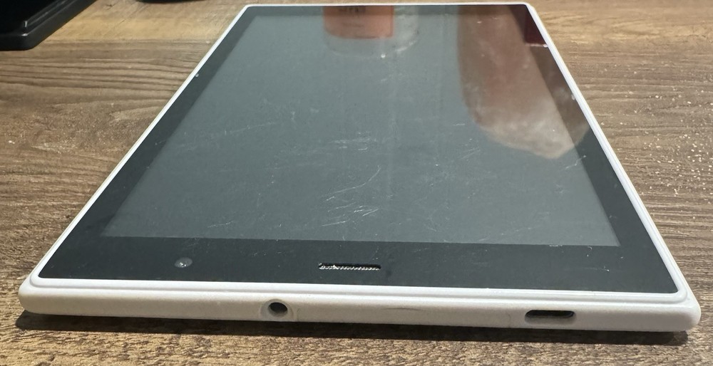 FoxxD Tablet By Android SN 055736 White