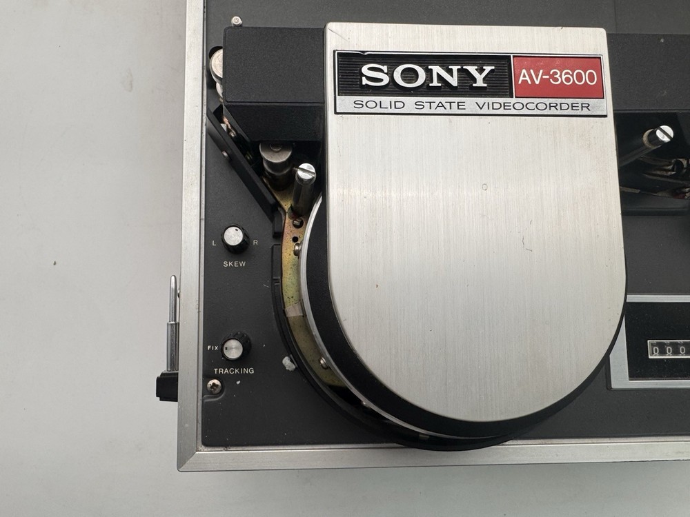 Vintage Sony AV-3600 Solid State Videocorder (Collectible) 📺📼