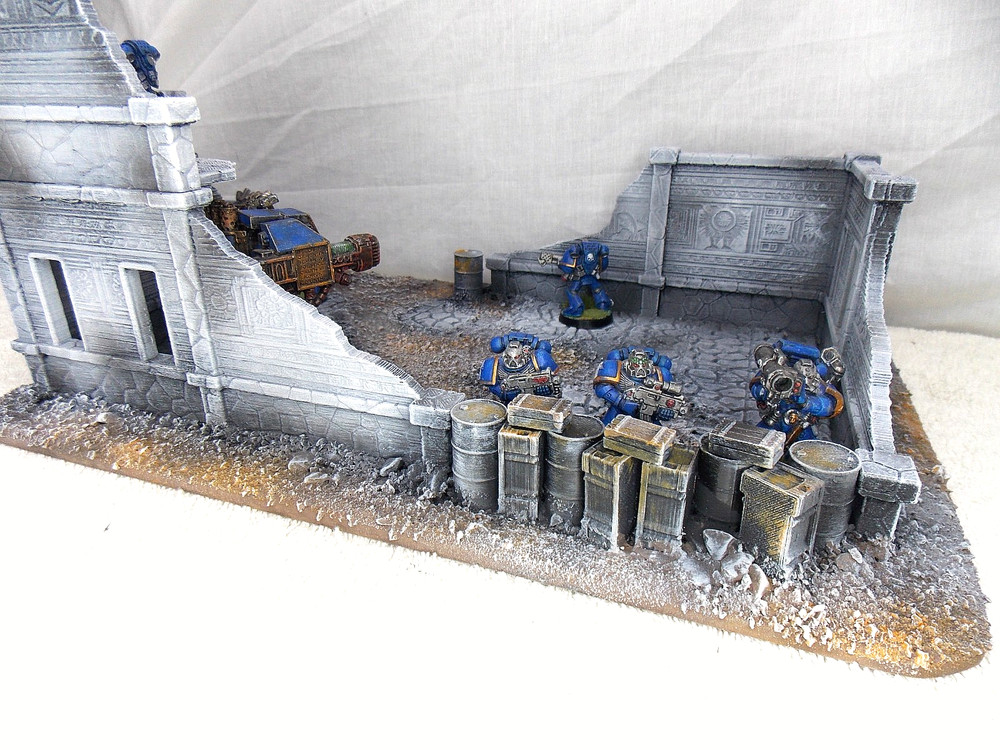 WARGAMING TERRAIN PAINTED BUILDING