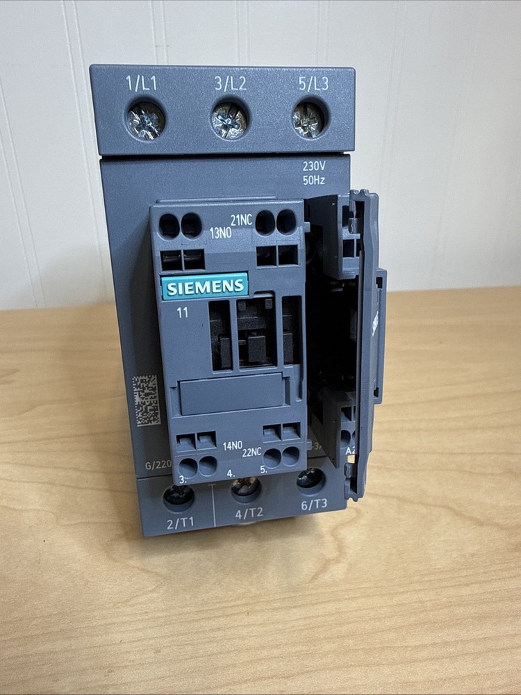 NEW! Siemens 3RT2036-3AP00 SIRIUS Contactor