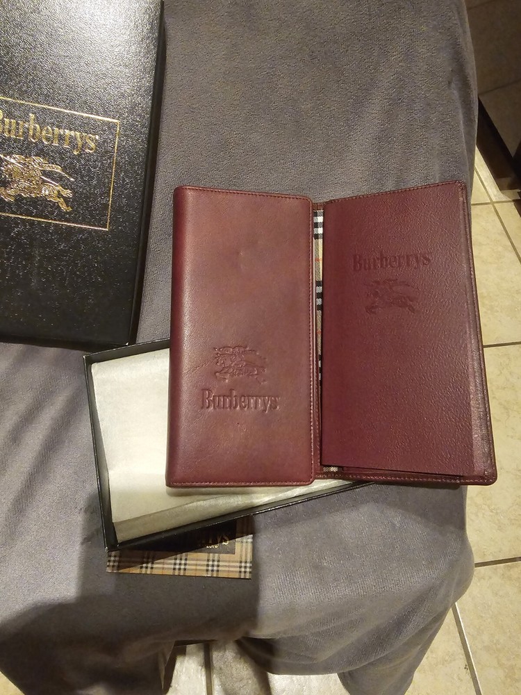 Burberry Planner Includes Box