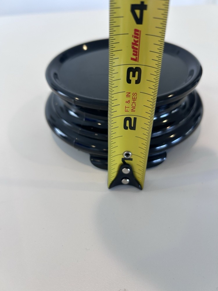 Pedestal stand for figures