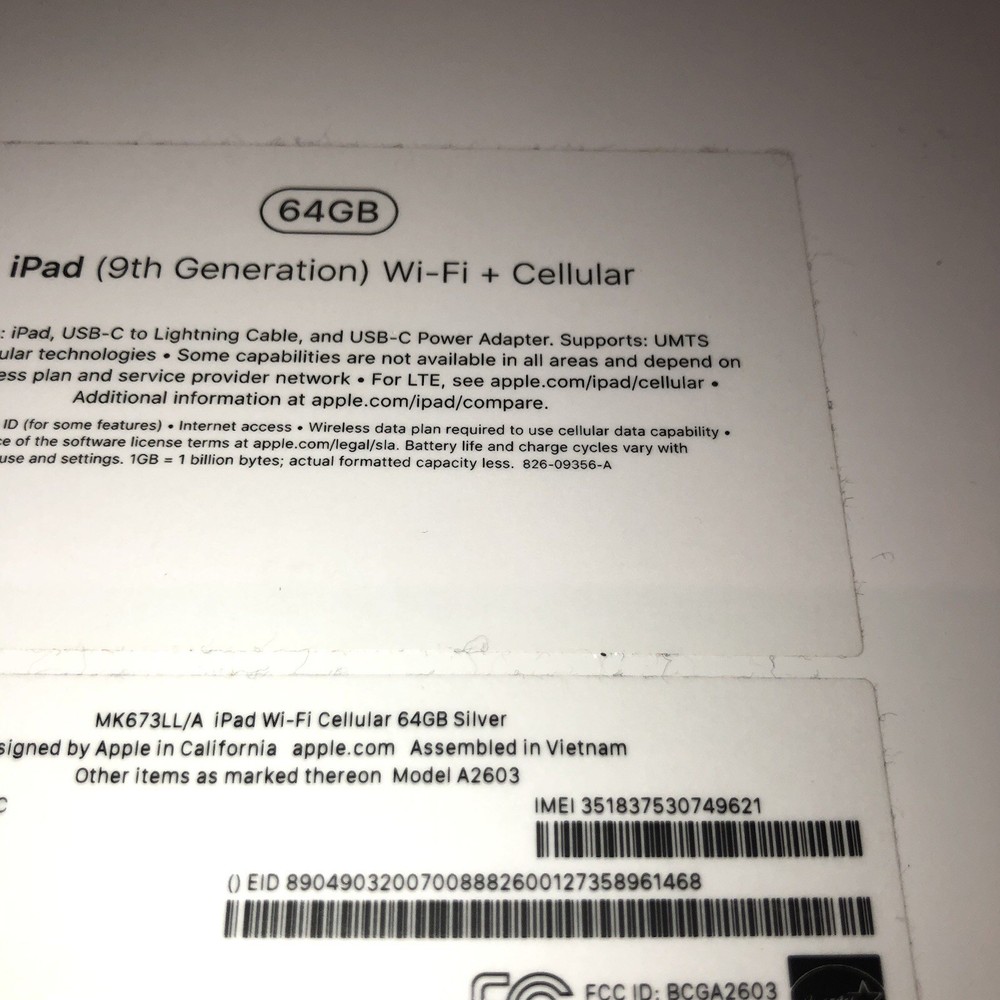 Apple iPad 9th Generation 64GB Silver Empty BOX ONLY