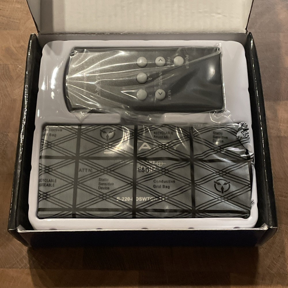 Binary B-220-HDSWTCH-3x1 3x1 HDMI Switch (NEW IN BOX)