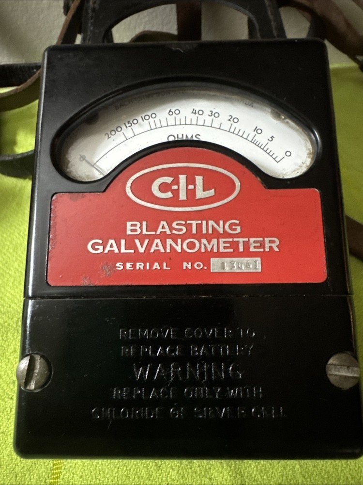 Vintage Bitronics PD-3 Blasting Galvanometer Current Measuring w/ Leather Case