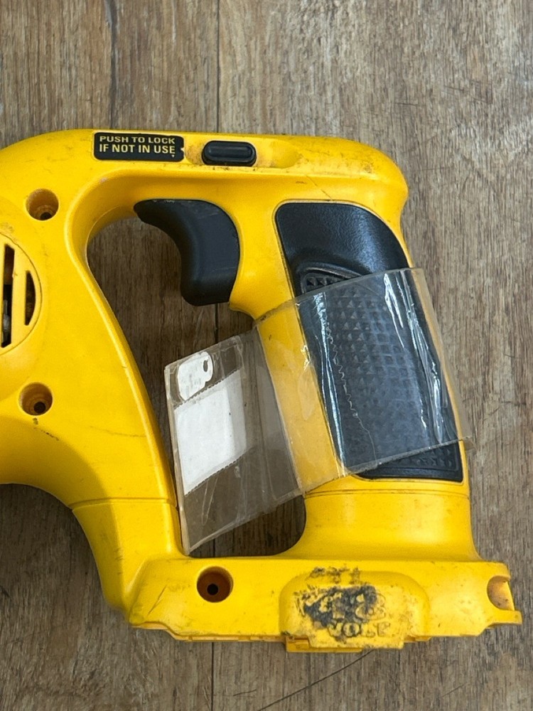 DEWALT DW938 (SBL008985)