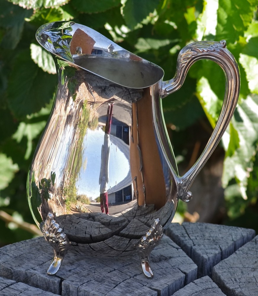 VINTAGE Friedman Silver Co. Pilgrim P530 Silver Plate Pitcher Made in USA 1950's