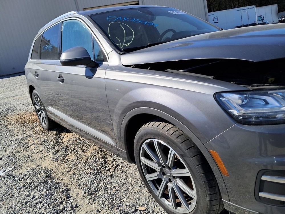 Console Front Floor Fits 17-19 AUDI Q7 4863664