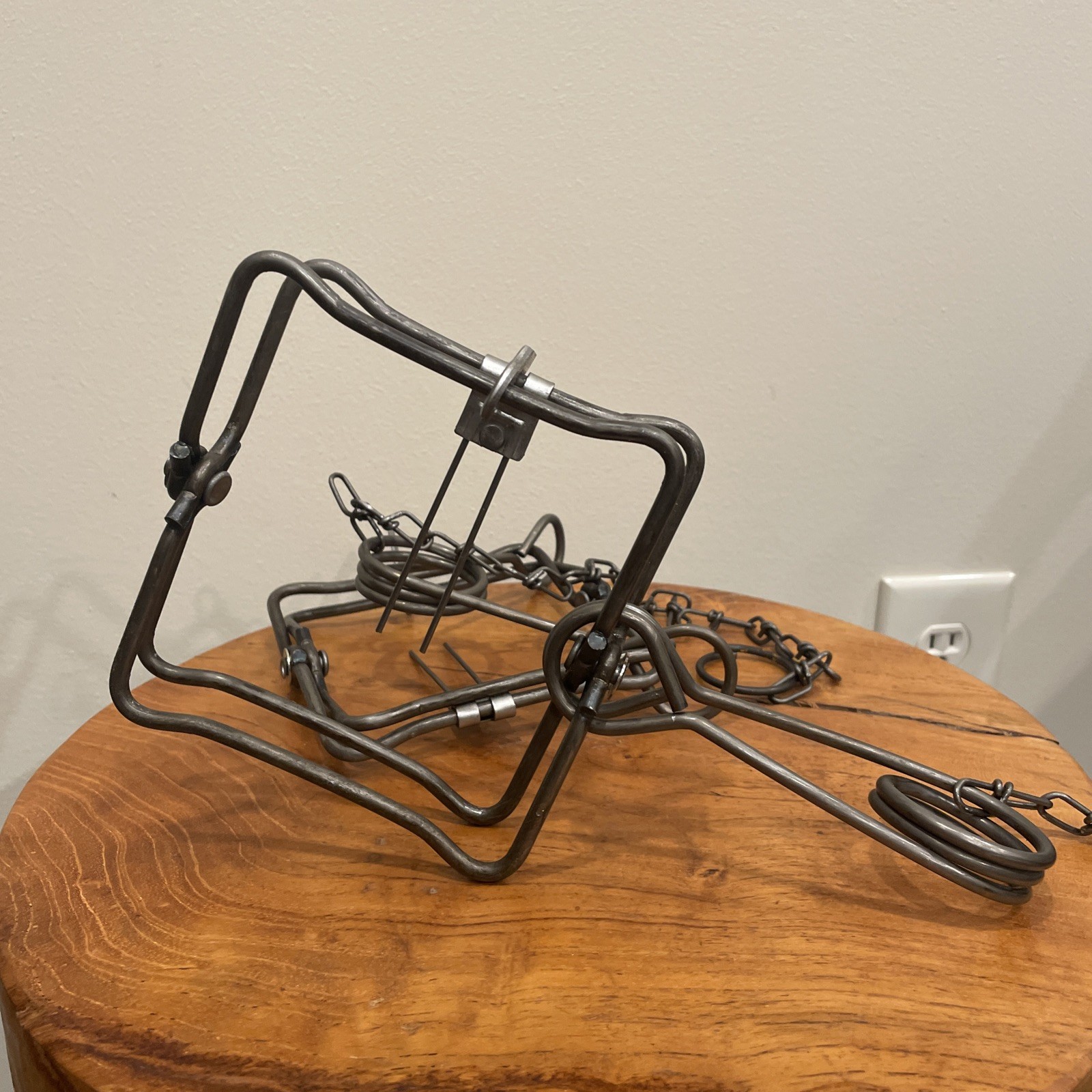 TWO 2 Duke 110 Body Grip Traps Trapping Weasel Muskrat Mink Squirrels 0400 NEW