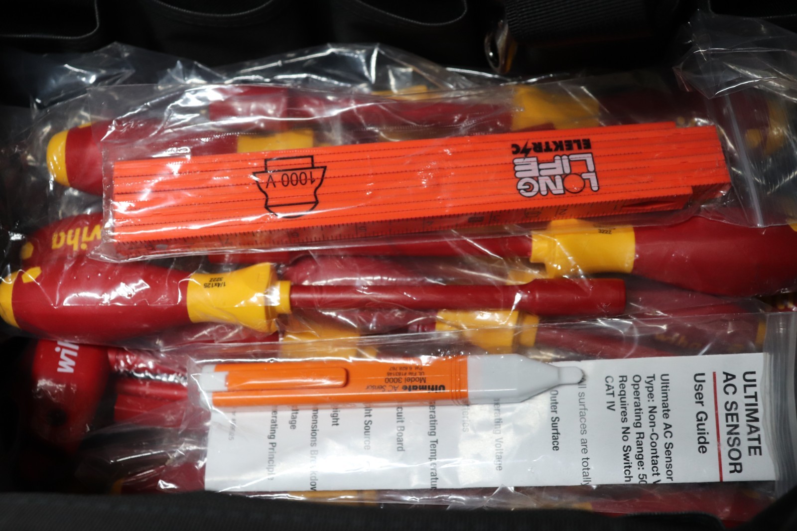 Wiha 32874 50 Piece Master Electrician'S Insulated Tool Set In Canvas Tool Bag