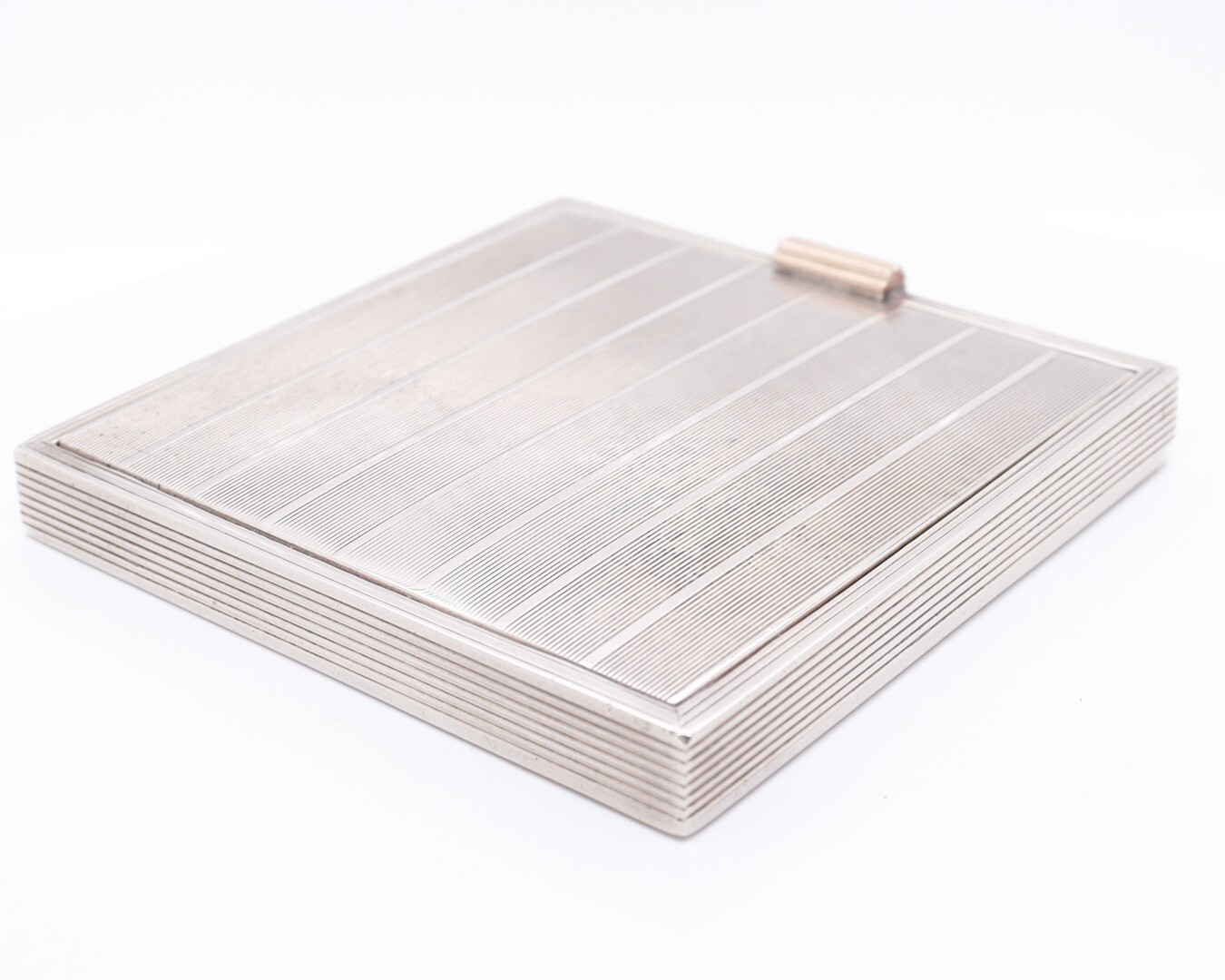 Machine Age David Sutton & Sons English Sterling Silver Engine Turned Compact