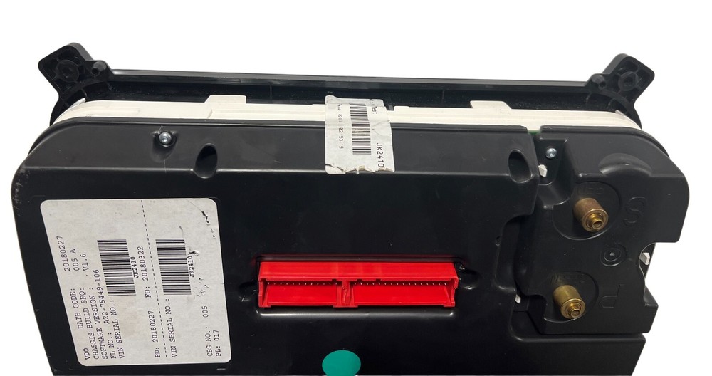FREIGHTLINER M2 Instrument Cluster A22-75449-106