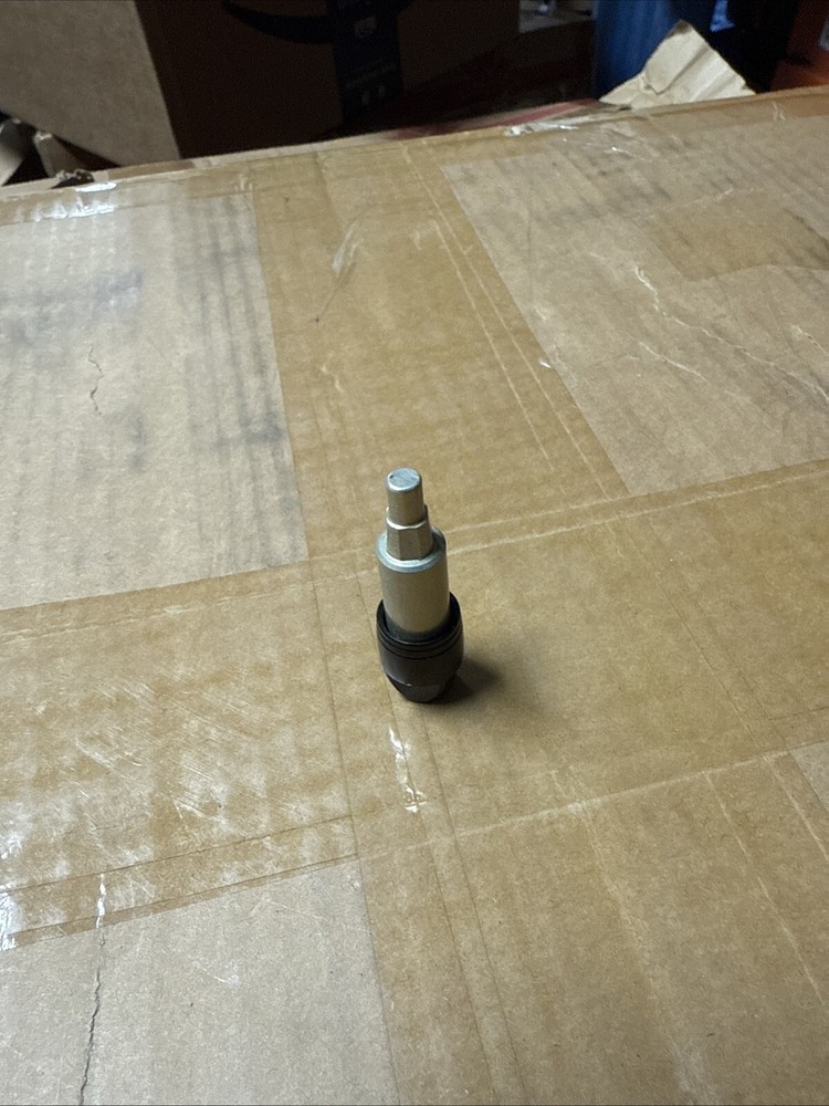 Nike Fitting Cart Demo Shaft Adapter Tip Golf authentic OEM (Pulled)