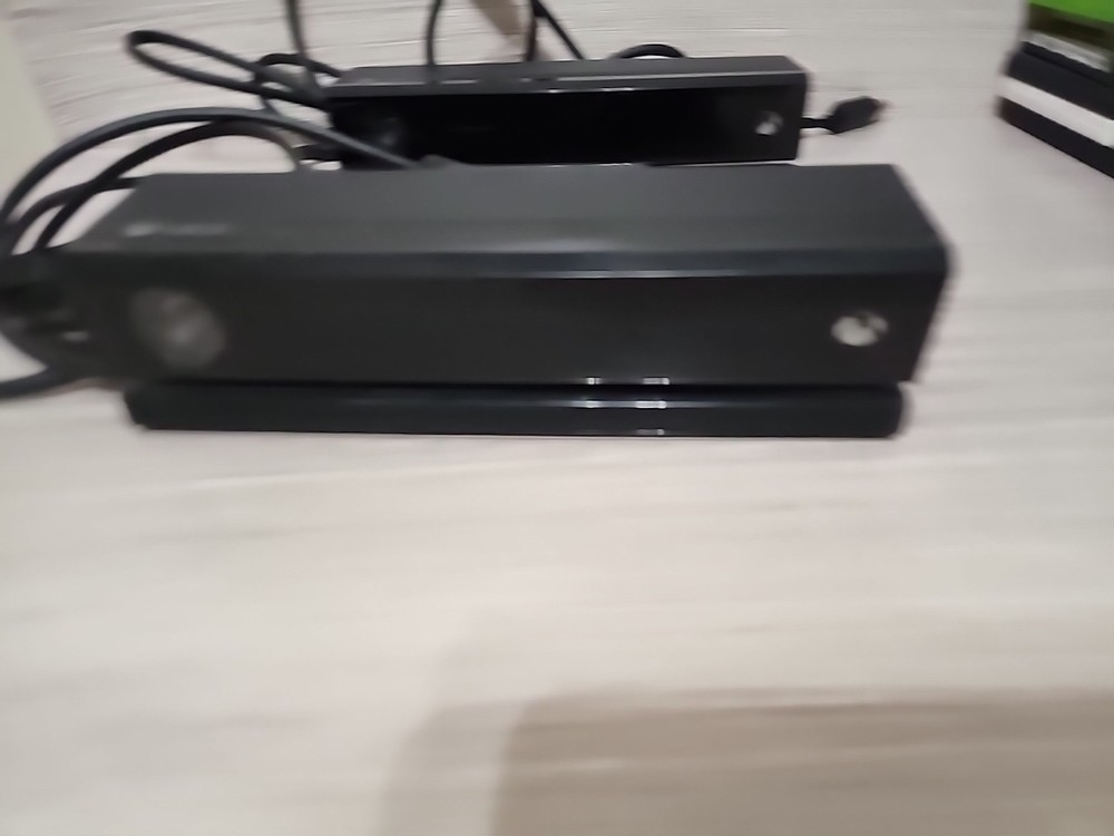Microsoft Xbox One Kinect Sensor - Black Model 1520 *1 Sensor Only*