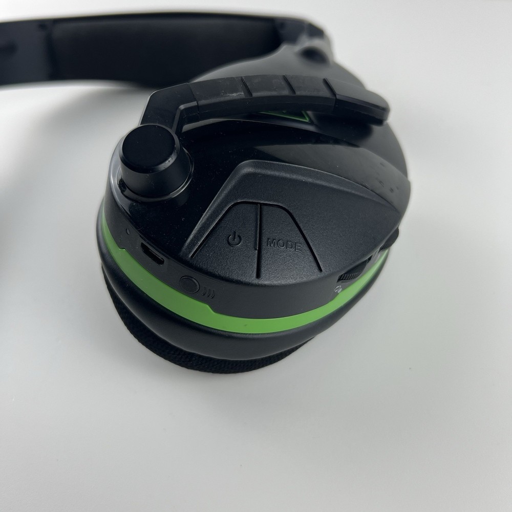 Turtle Beach Stealth 600 Gen 1 Wireless Gaming Headset for PS4 Headset Only READ