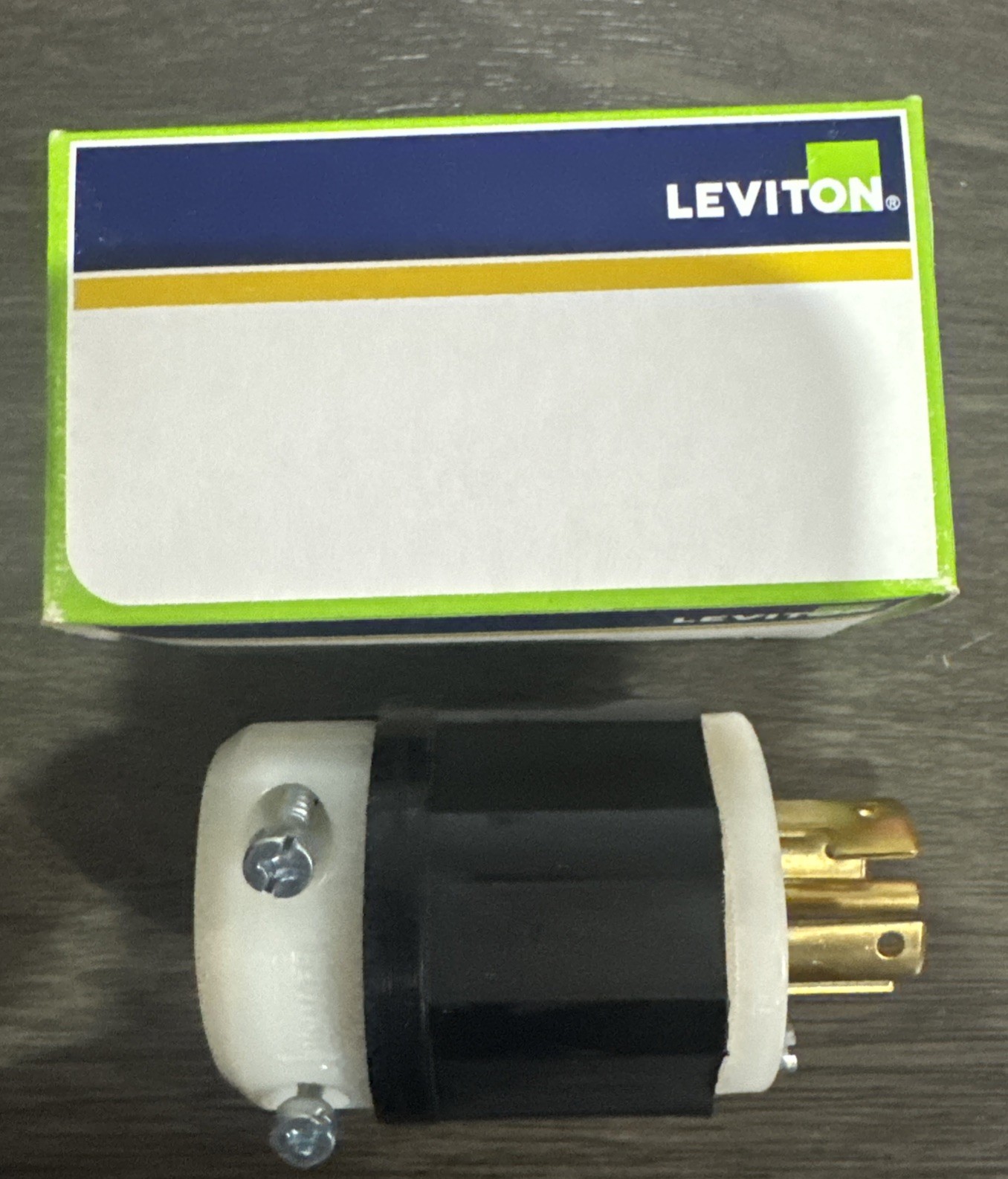 LEVITON 2821 LOCKING PLUG L22-30P, 30AMP, 277/480V
