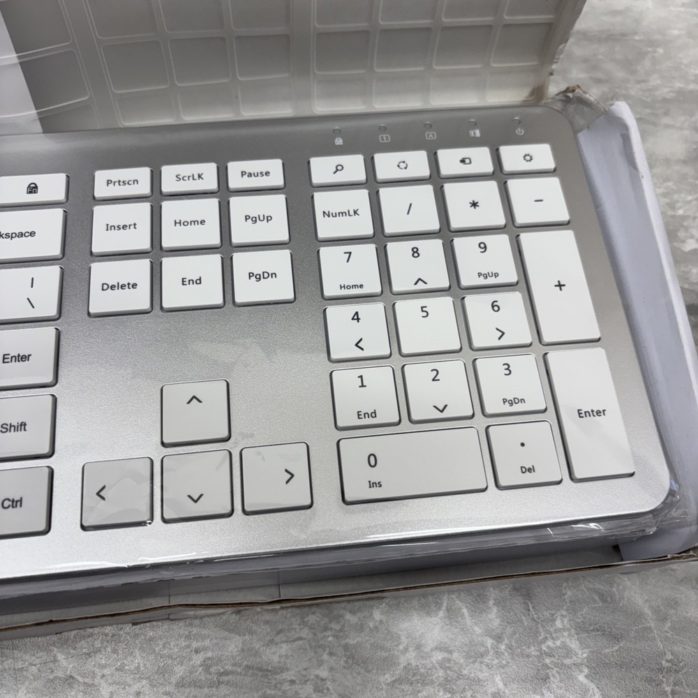 Wireless Keyboard and Mouse Combo - Full Size Slim Thin Wireless Keyboard Mouse