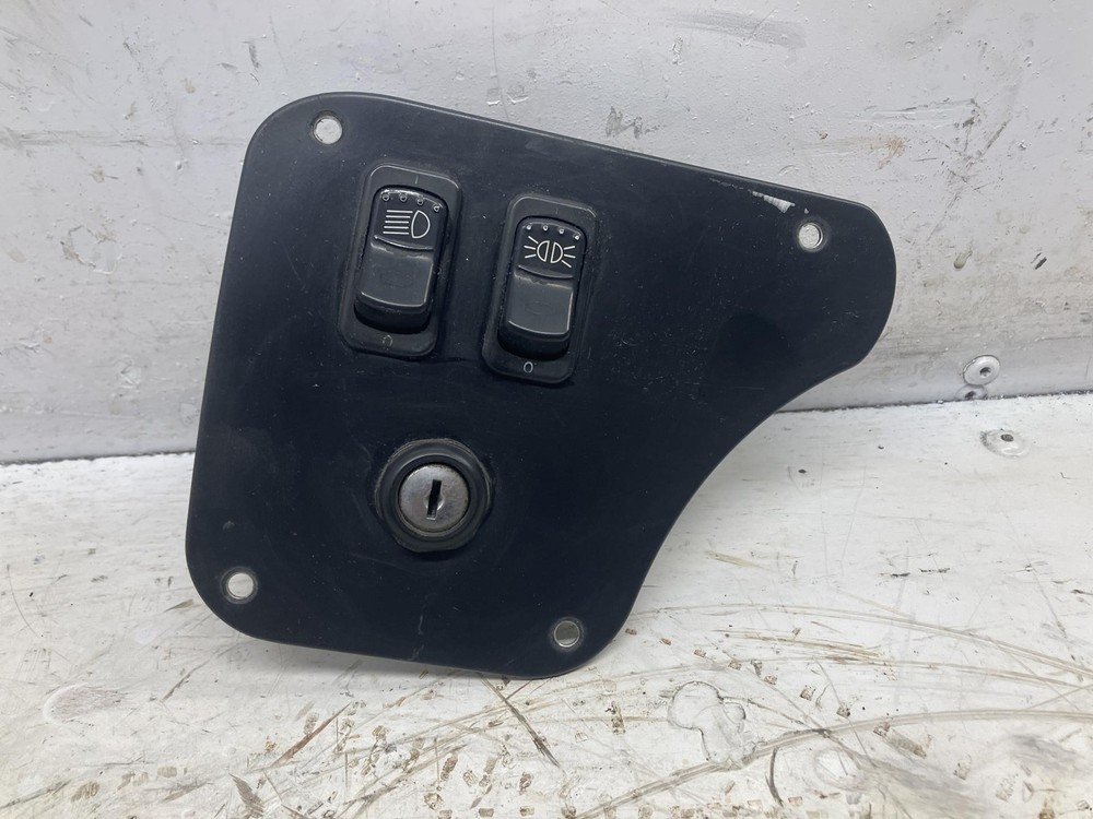 Peterbilt 387 IGNITION Dash Panel - Used