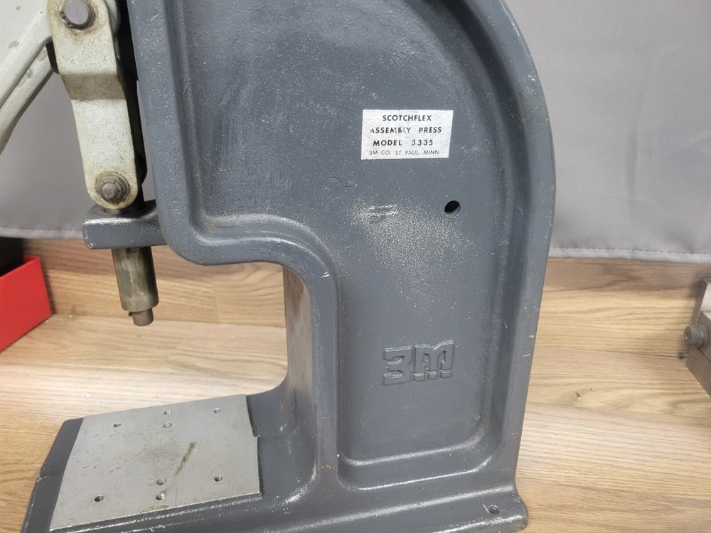 3M SCOTCHFLEX 3335 ASSEMBLY PRESS