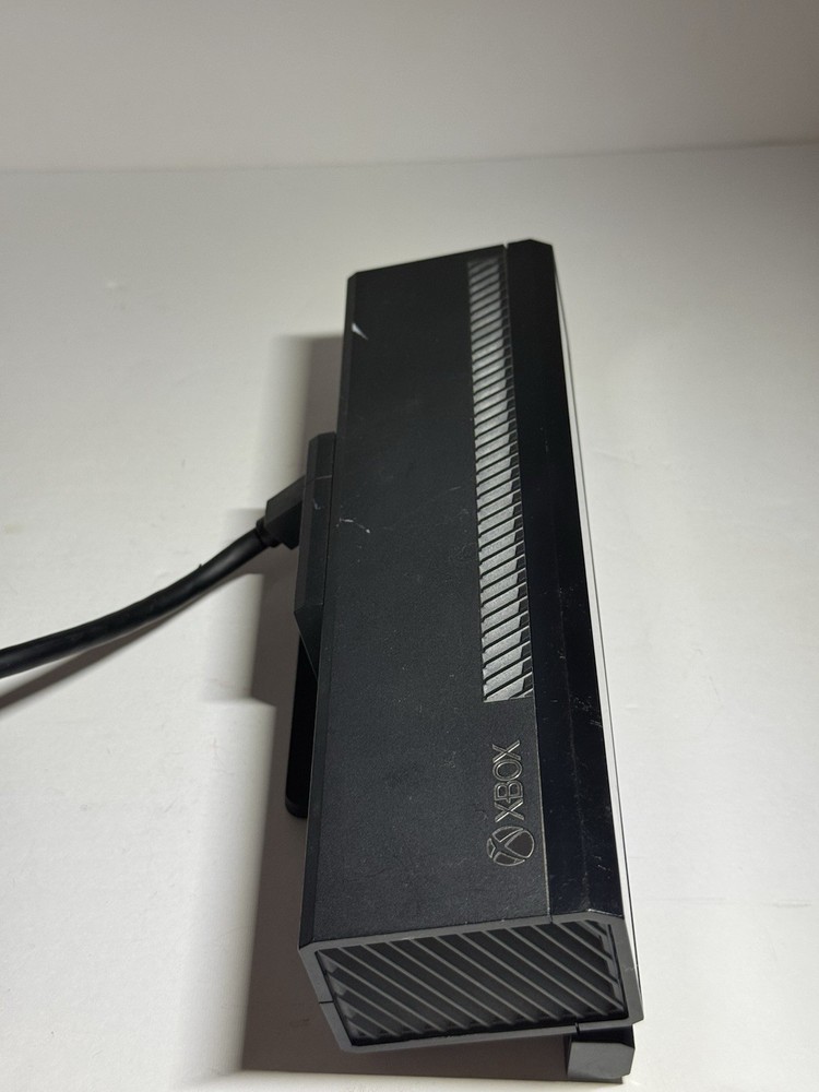 Microsoft Xbox One Kinect Wired Motion Sensor Model 1520