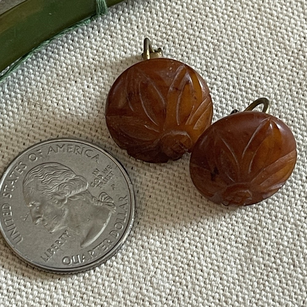 Group Bakelite & Metal Elements Decorative Embellishments Hardware Earrings