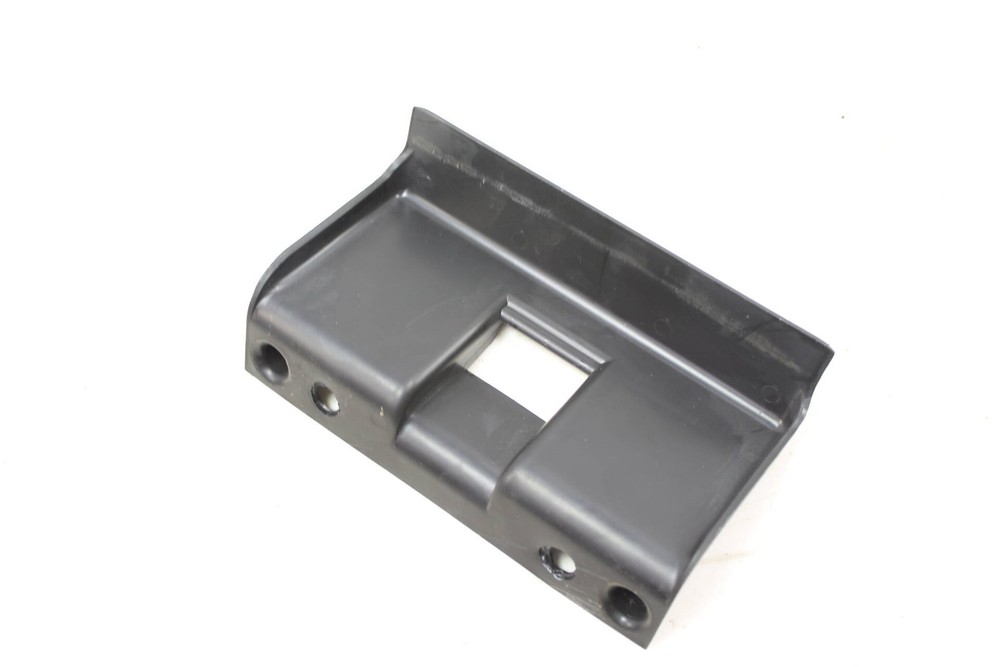2002-2004 AUDI A4 QUATTRO - TOOL KIT Mount Bracket 8E0012111