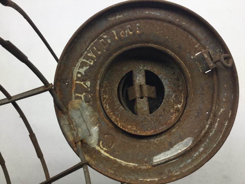 Canadian Pacific Railway Railroad Lantern E.T. Wright Manufacturing