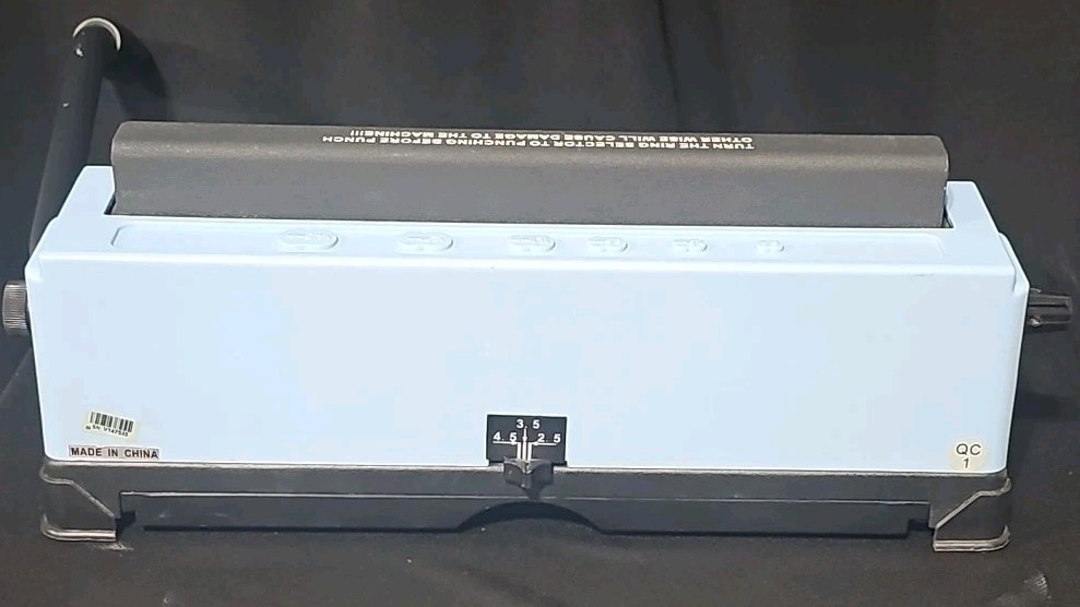 Rayson TD-132 Binding Machine Punch 12 Sheets/Bind 120 Sheets