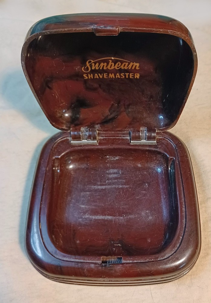 Vintage Sunbeam Shavemaster Bakelite Box 1940's
