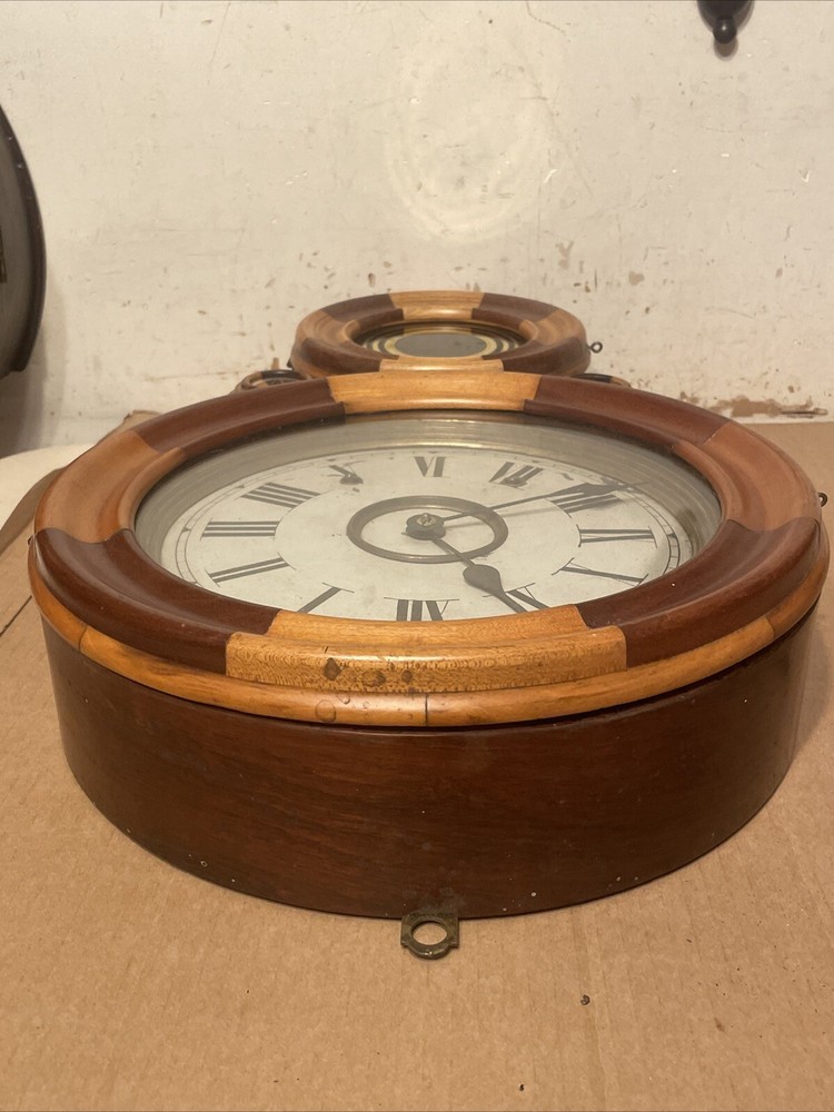 Rare Antique New Haven Saxon Model Wall Clock Ionic Mosaic Figure 8
