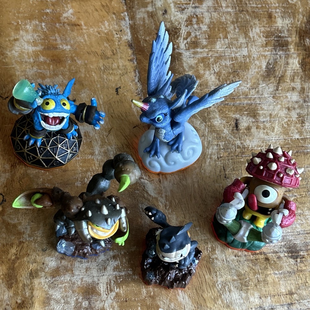 Lot Of 5 Activision Skylander Figures