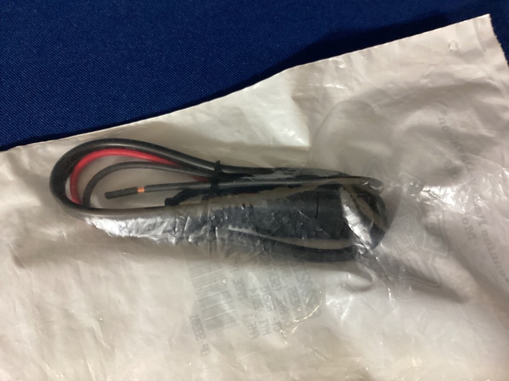NEW OEM Harley-Davidson Harness Battery Charging Plug With Cable, 69200212*