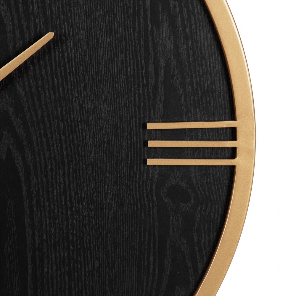 Kate and Laurel Pronte Wood Wall Clock