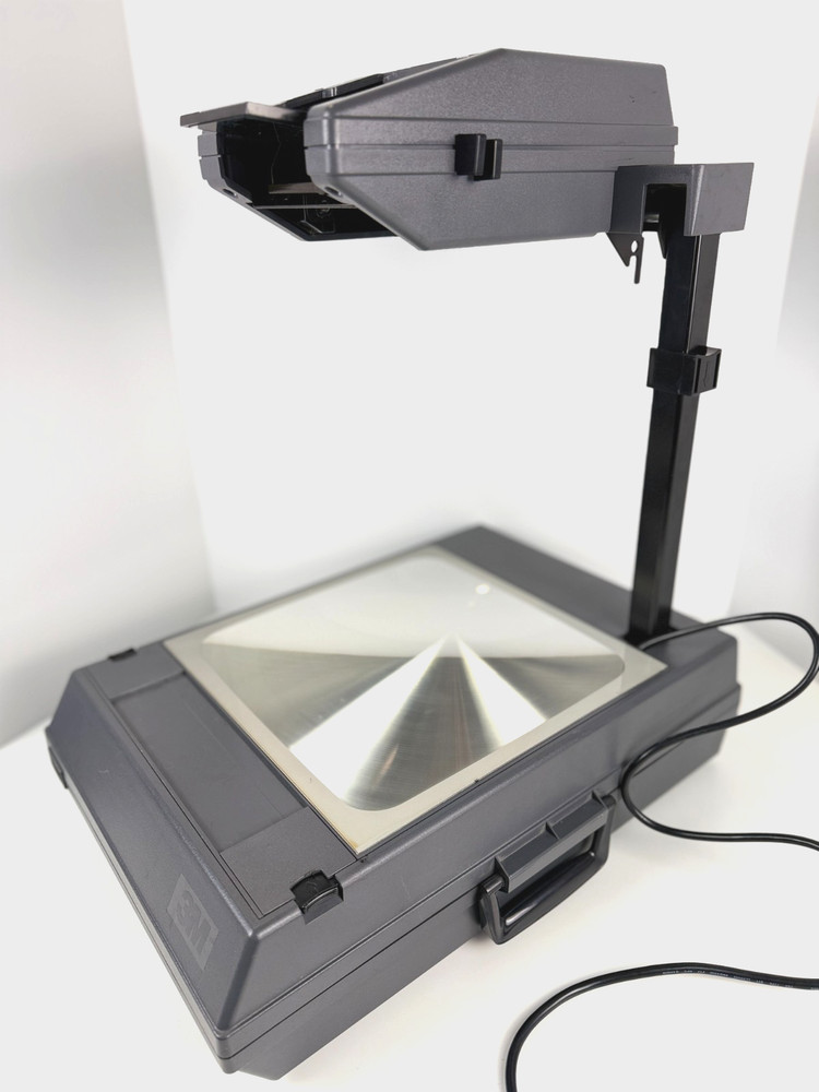 3M 2000 AG Overhead Projector Briefcase Portable Transparency Projector (tested)