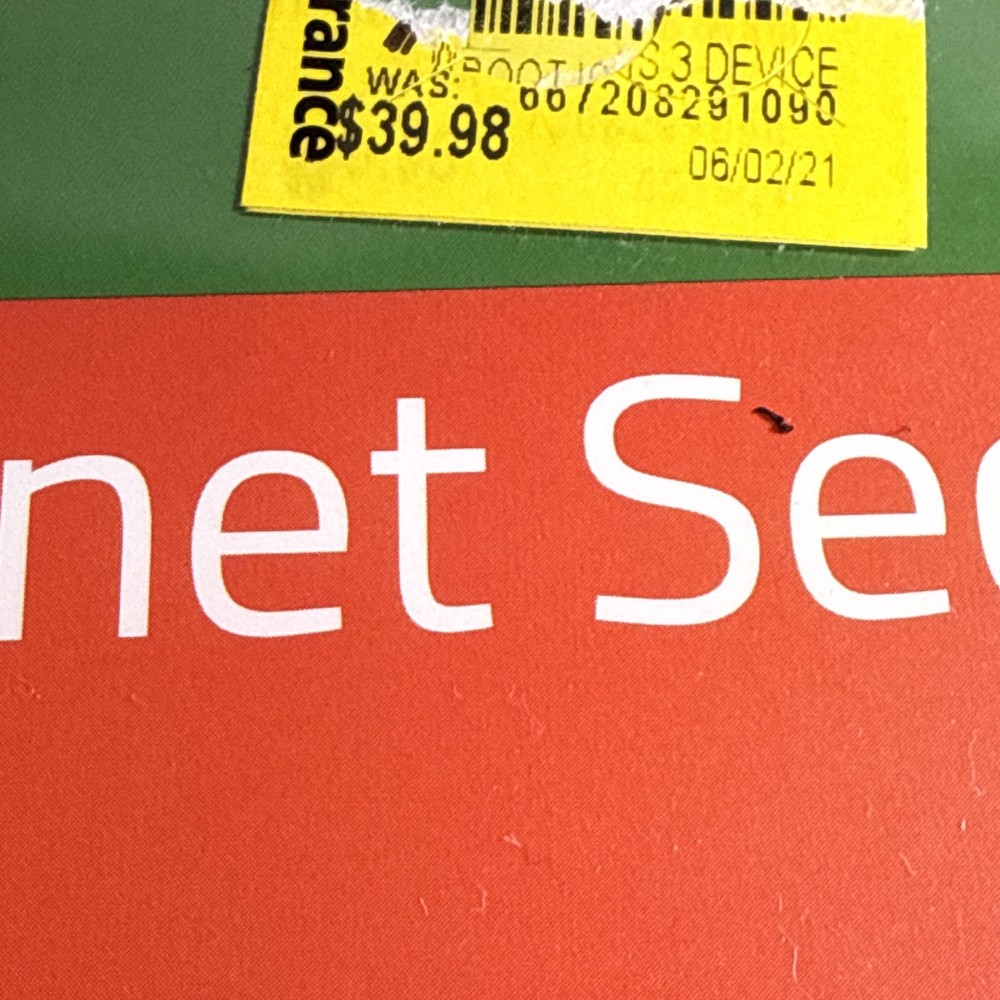 WEBROOT Secure $39 Internet Security Plus 3 Devices Antivirus Mobile PC Mac