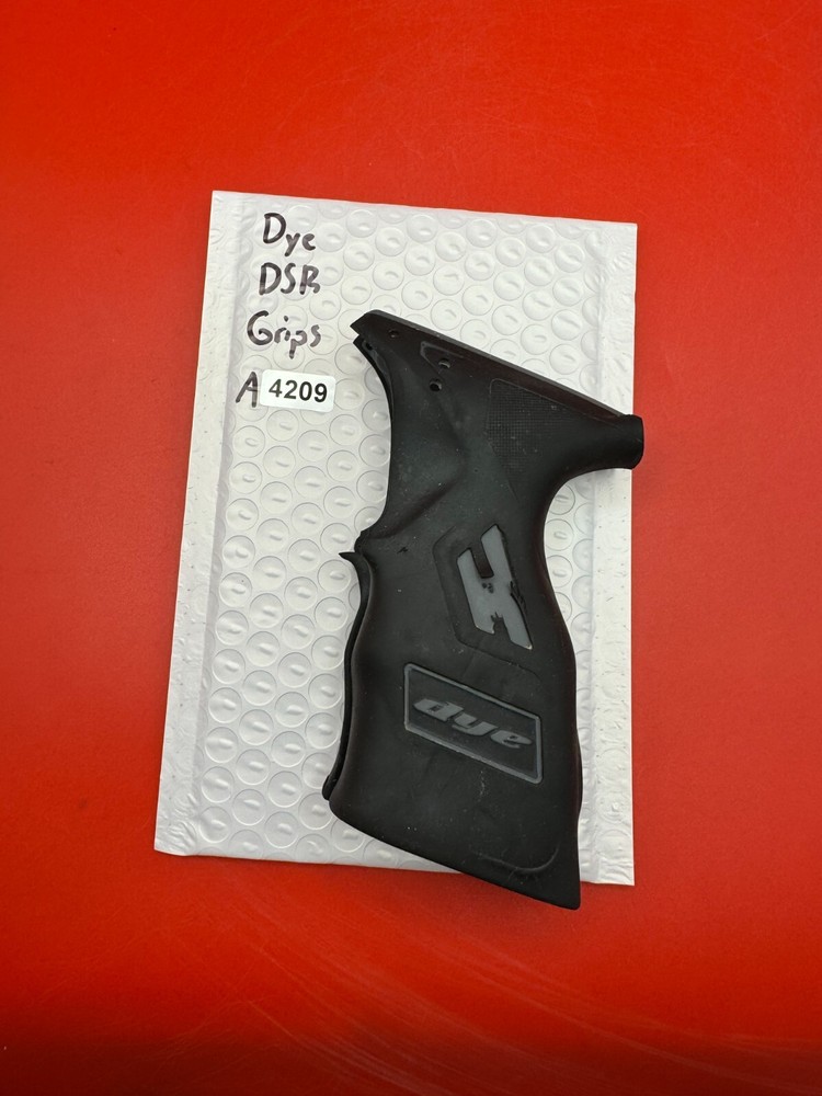 Dye DSR Grips