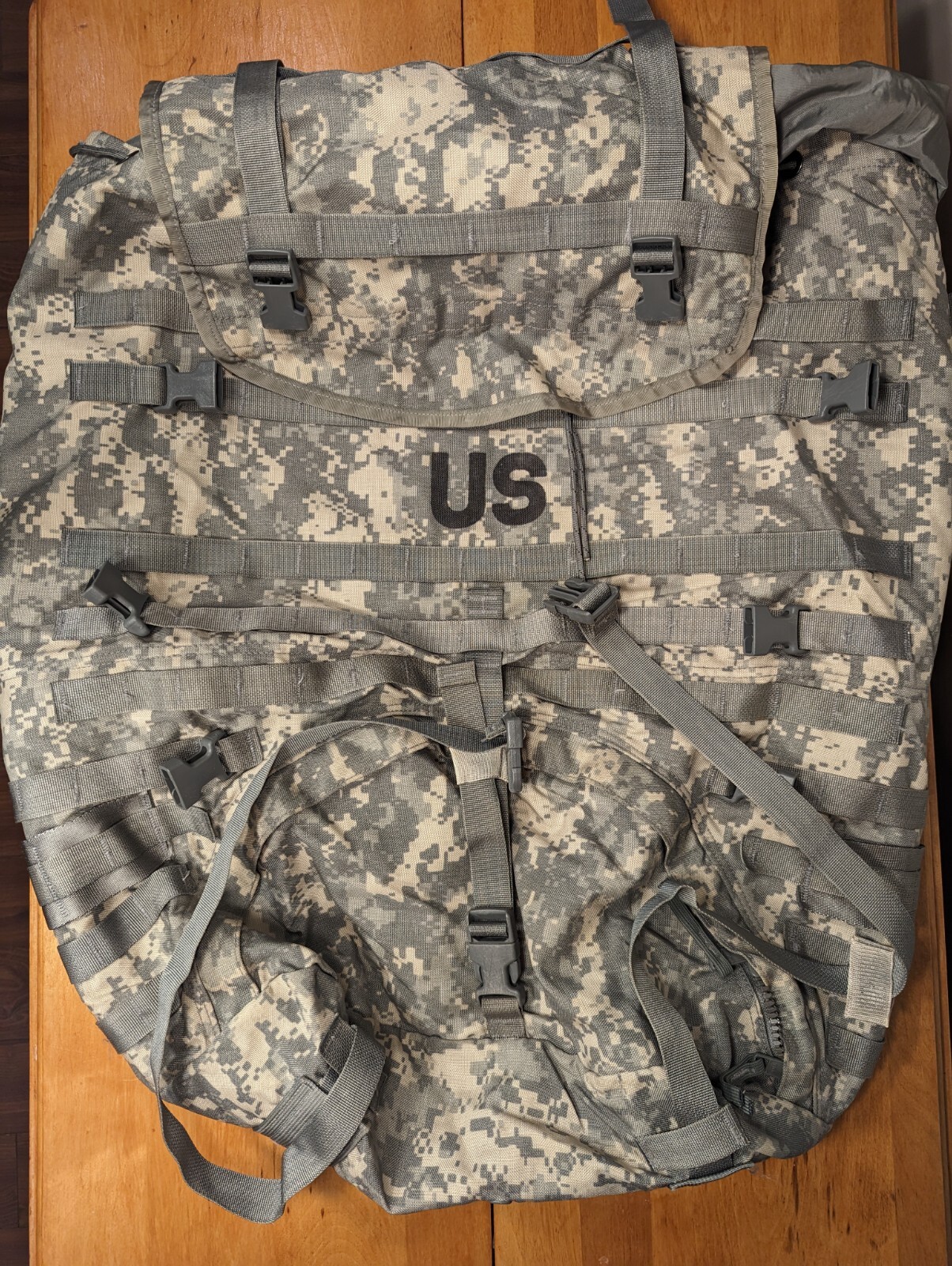 2 US Military Surplus Rucksacks USGI Large Field Pack MOLLE II ACU Modular GC