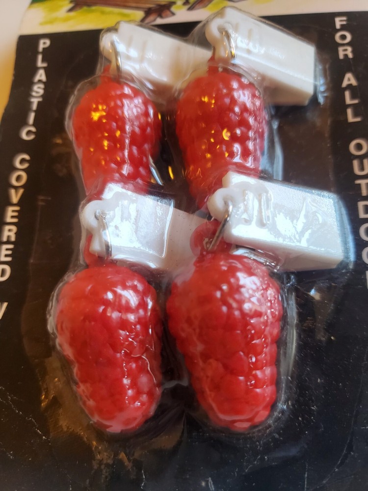 NOS Clip On Table Cloth Weights Raspberries *READ*